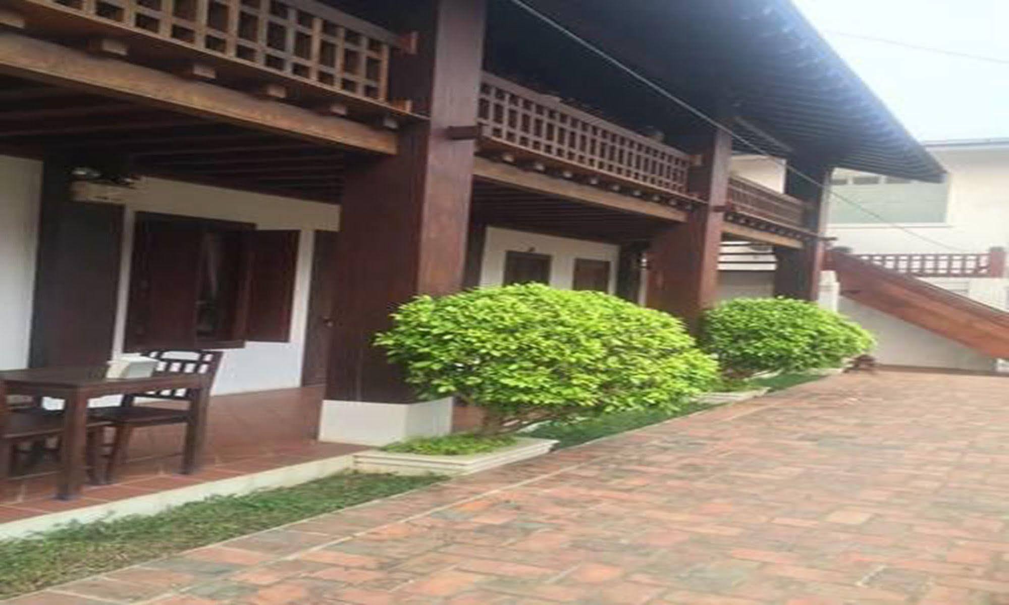 Lakhangthong Boutique Hotel Luang Prabang Exterior photo